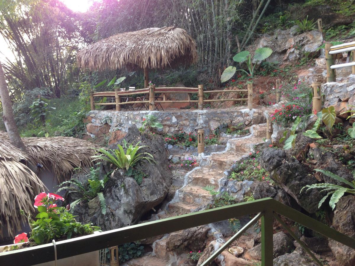 Green Hill Hostel & Tour Ha Giang Exterior photo